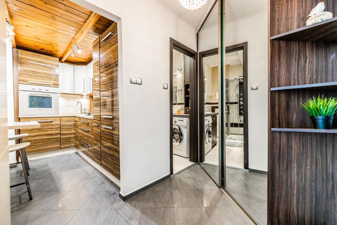 Apartmán Apartament Z Antresola Przy Rynku Vratislav Exteriér fotografie