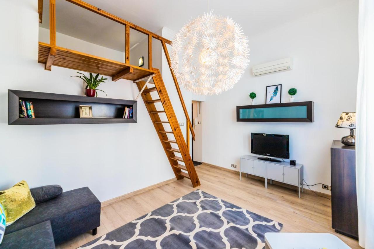 Apartmán Apartament Z Antresola Przy Rynku Vratislav Exteriér fotografie